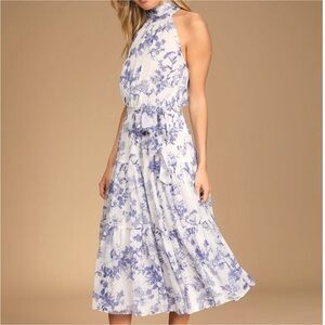 Lulus Float to You NWT size Small White Floral Print Halter Tiered Midi Dress